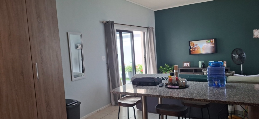 2 Bedroom Property for Sale in Nahoon Valley Park Eastern Cape